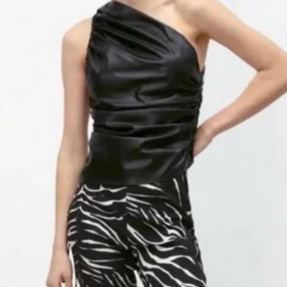 Zara one shoulder black top